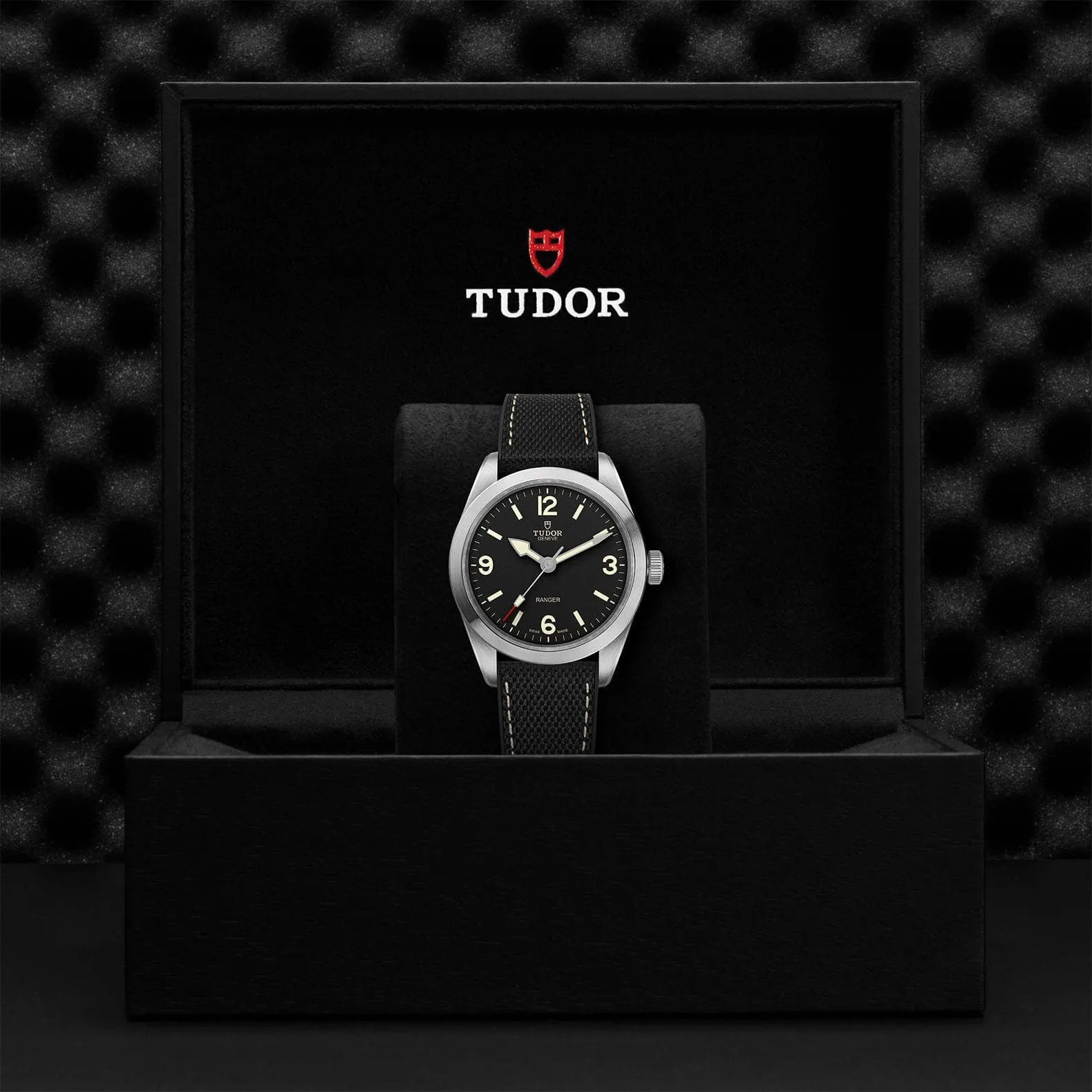 TUDOR Black Bay Ranger 39mm Case, Black Dial, Hybrid Rubber and Leather Bracelet (M79950-0002)